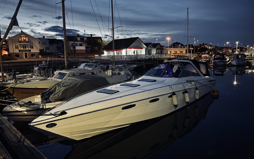 Chris Craft 415 Stinger 1989 Offshore Båt 2X Mercury 496HO 425hk